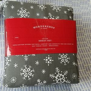 Holiday Snowflake Print 100% Cotton Sheet Set